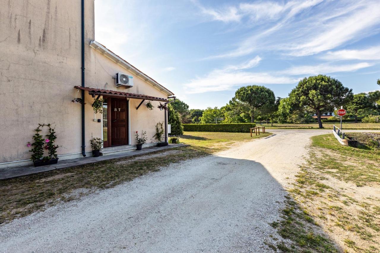 S T Apartment Cavallino-Treporti Extérieur photo